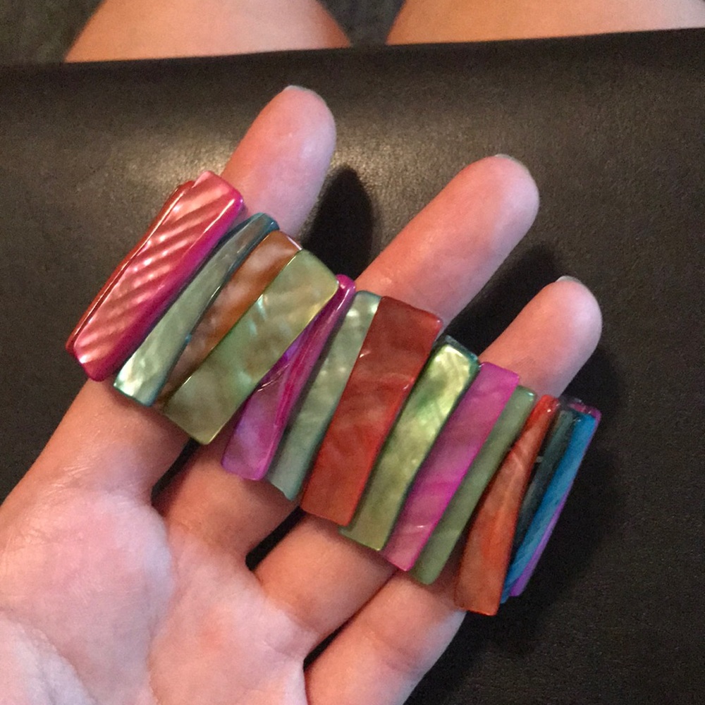 Color bracelet - Picture 2 of 3